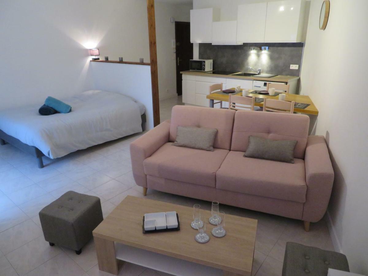 Le STUDIO LA PLAGE 3 ETOILES face à la mer Bénodet Esterno foto
